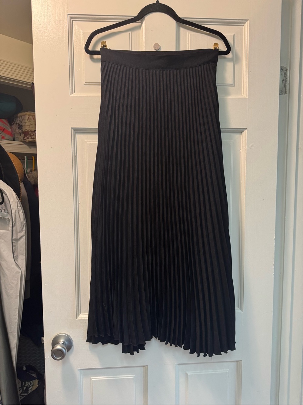 SHEIN Black Pleated Midi Skirt